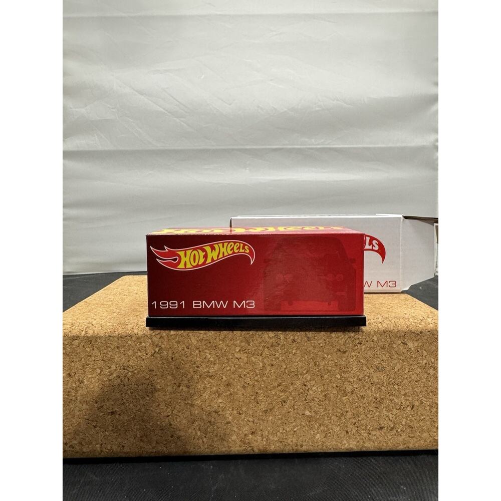 2023 Hot Wheels RLC 1991 BMW M3 E30 Spectraflame Red HNL25 Real Riders 1/64 - Picture 11 of 16